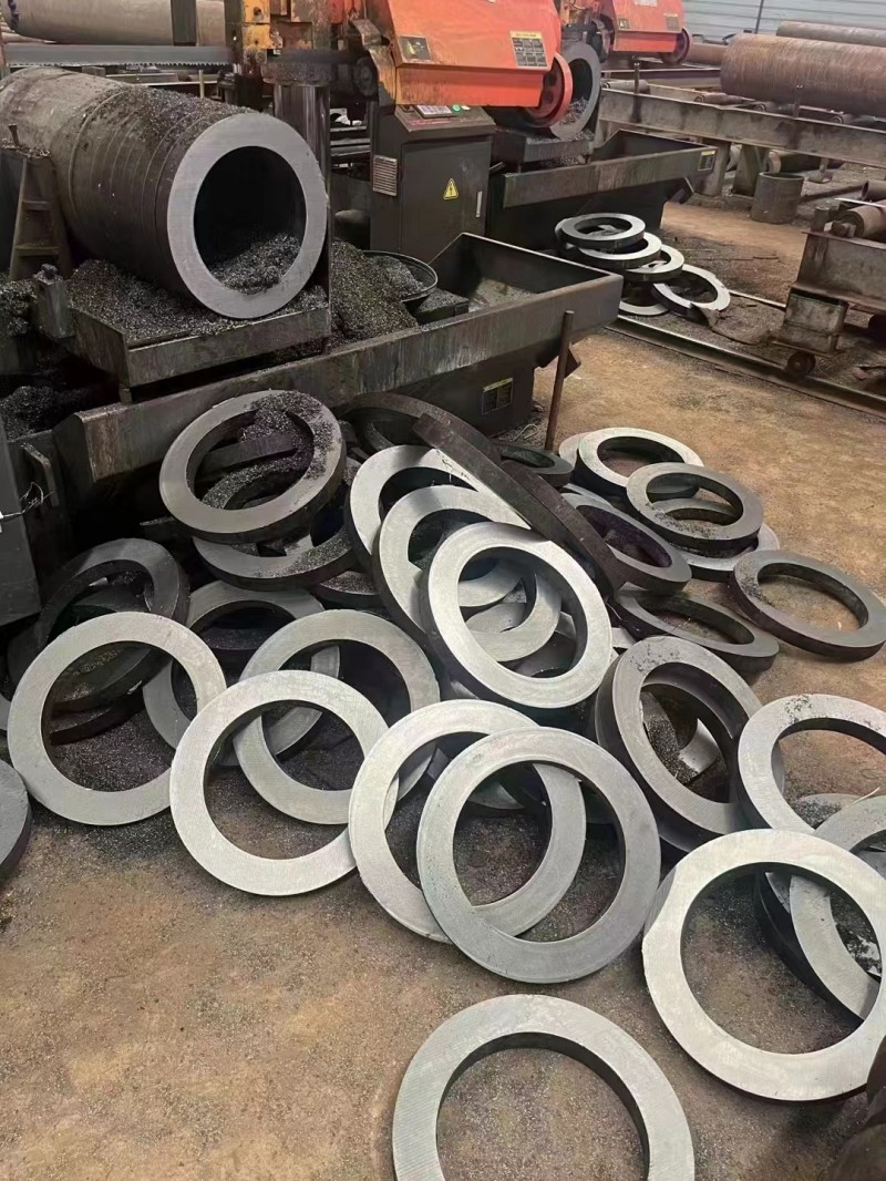 阿荣阿荣阿荣20G无缝钢管切割