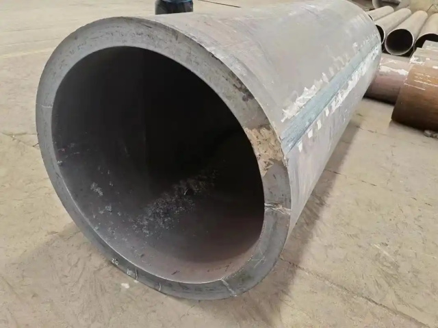 阿荣30CrMo大口径无缝钢管